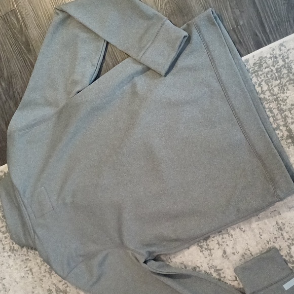 Abercrombie & Fitch A&F Active muscle half zip grey logo sweatshirt NWT XL - Picture 10 of 15